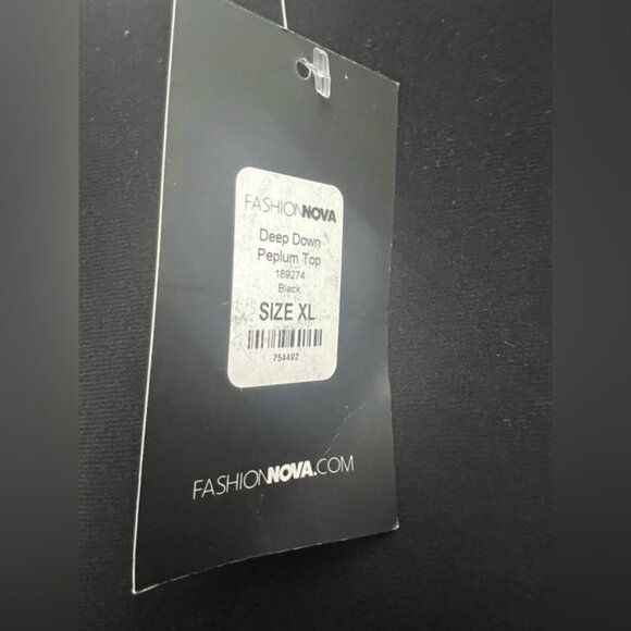 Fashion Nova Deep Down Peplum Top Size XL Brand - Picture 7 of 8